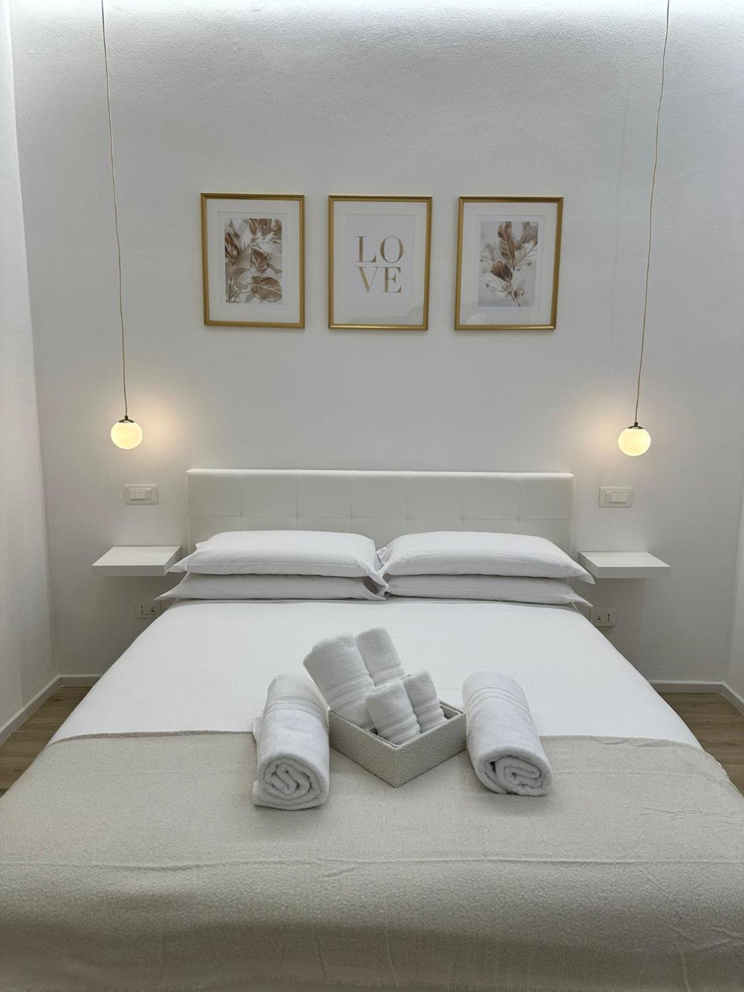 Center Rooms La Spezia Ngoại thất bức ảnh