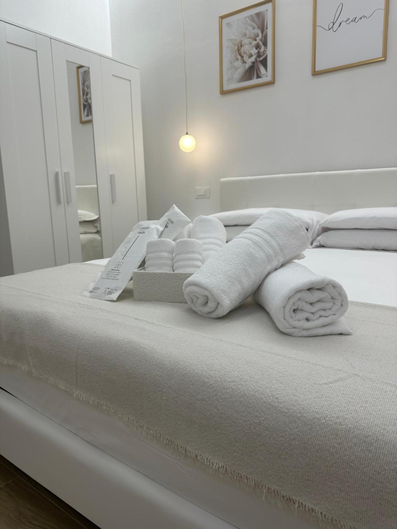 Center Rooms La Spezia Ngoại thất bức ảnh
